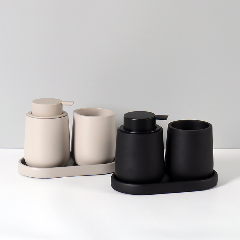 Badezimmerzubehör-Set, Lotions – Zara Home Bathroom Set Bewertung und Preis